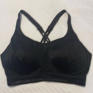 Victoria sports bra
